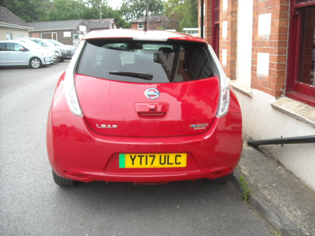 Photo of a 2016 Nissan Leaf Tekna 30kwh