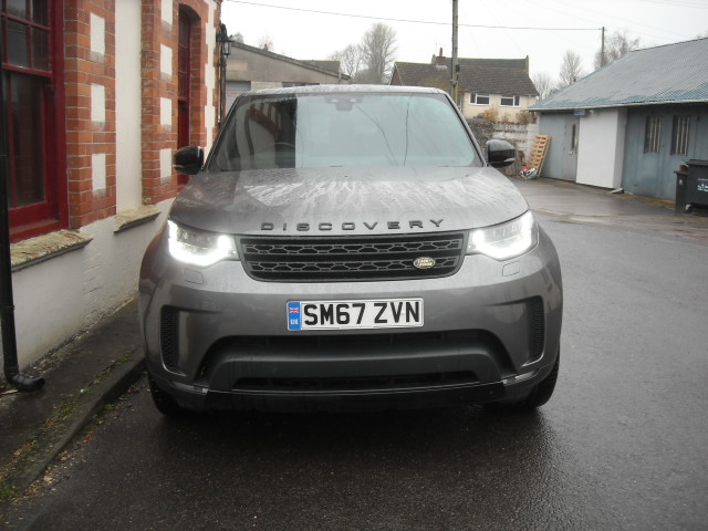 Photo of a 2017 Landrover Discovery 3.0 TD6  SE Mk 5