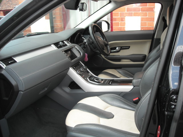 Photo of a 2014 Landrover Range Rover Evoque 2.2 SD4 Dynamic Auto
