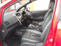 Photo of a 2016 Nissan Leaf Tekna 30kwh
