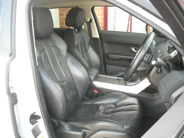 Photo of a 2013 Landrover Range Rover Evoque 2.2 SD4 Pure Tech