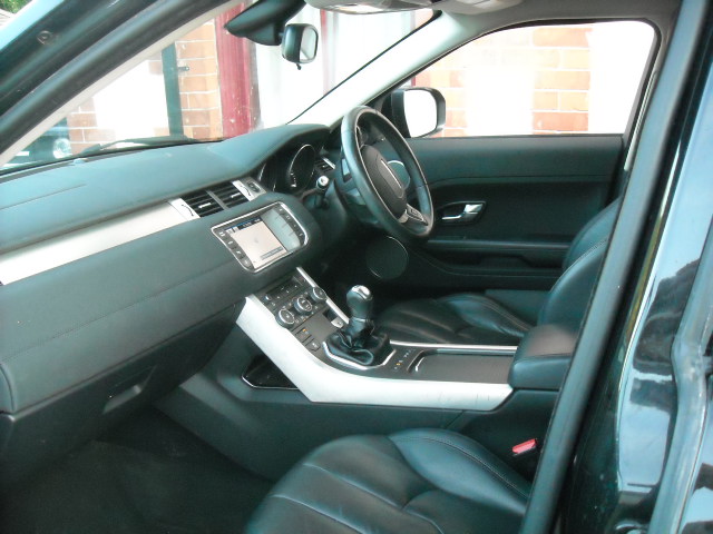 Photo of a 2013 Landrover Range Rover Evoque 2.2 SD4 Pure Tech